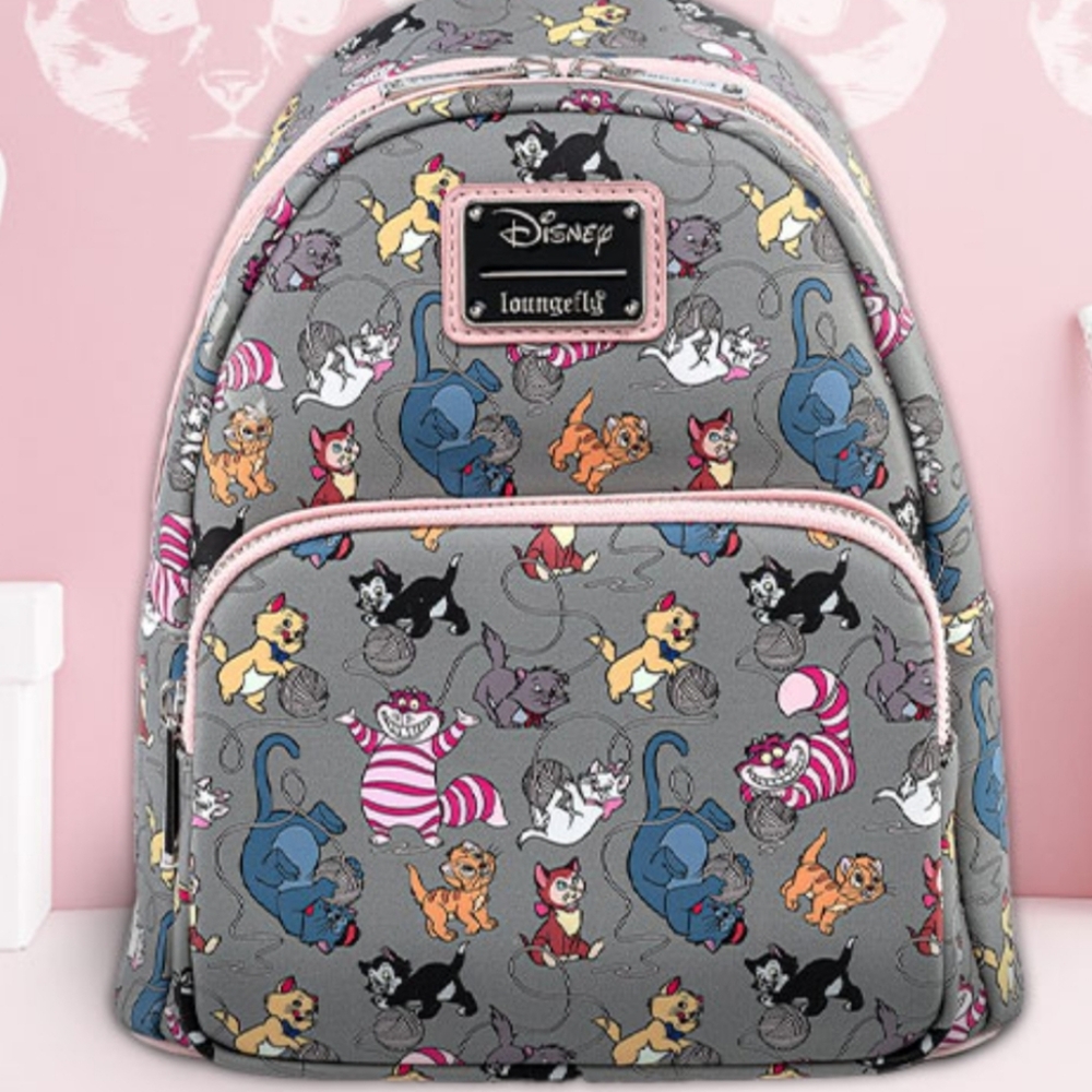 NWT Disney Backpack All the Cats Disney Cats Bag Purge Loungefly - Picture 10 of 10